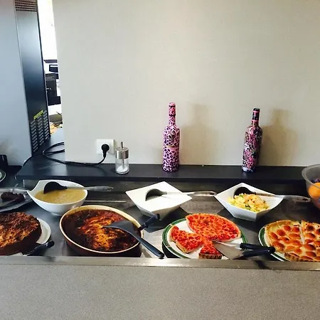 Brit La Bonne Etape 3* 에브뢰