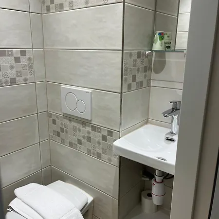 Hotel Brit La Bonne Etape Évreux