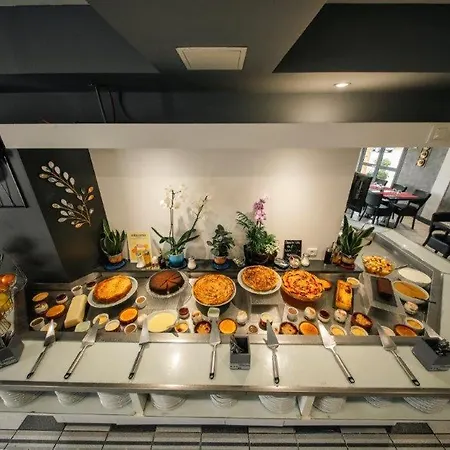 Brit La Bonne Etape Hotel Évreux