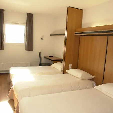 Brit La Bonne Etape Hotel 3*