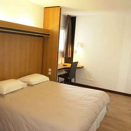 Brit La Bonne Etape 3*