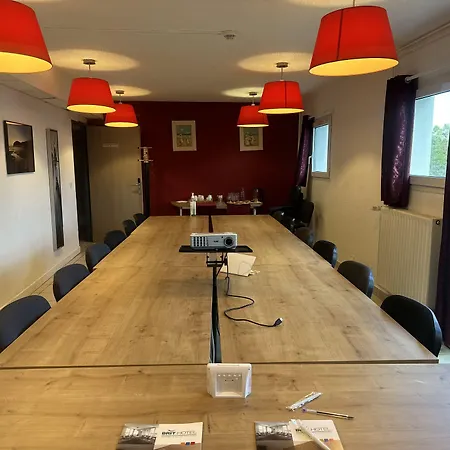 Brit La Bonne Etape Hotel