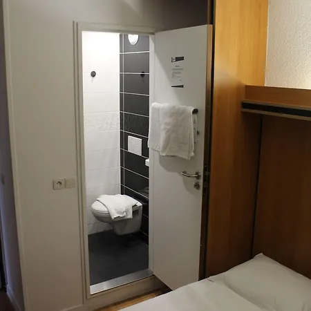 Hotel Brit La Bonne Etape 3*